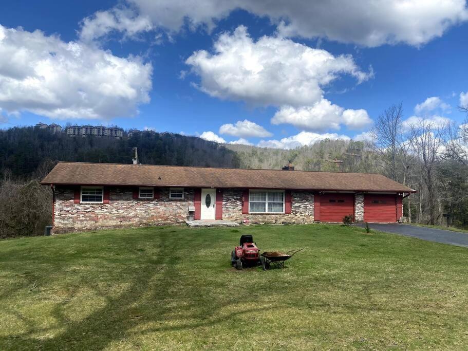 Bear Ridge Cabin in Gatlinburg Exterior foto